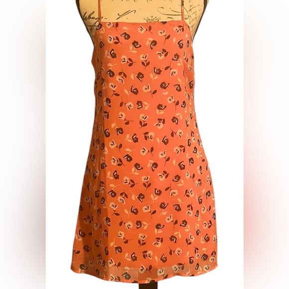 NWOT Coral Mini dress Mi Ami by Francesca’s keyhole button back flower print Sm - Picture 1 of 10